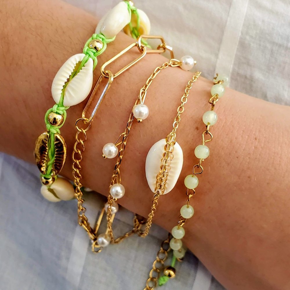 Sea Foam & Shell Bracelet Set - Picture 2 of 5